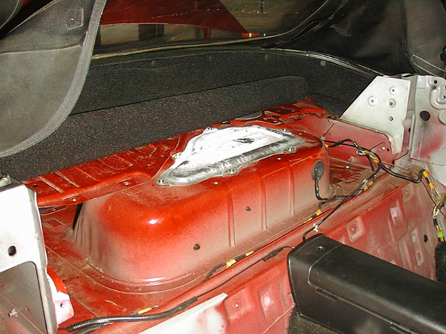 Rescued attachment Miata fuel tank05.jpg